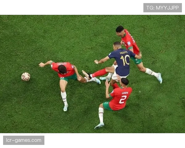 萨内状态复苏，精准射门助力球队锁定胜局