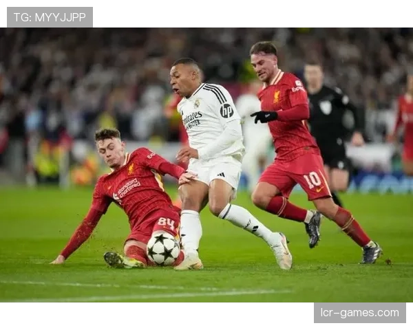 姆巴佩左路闪耀引领新潮流，新赛季表现引全球瞩目