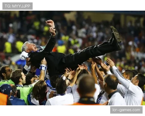 安切洛蒂双前锋体系提升球队攻击力，战术再度升级势头强劲